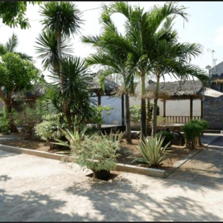 Villetta House Syariah Kudus Esterno foto