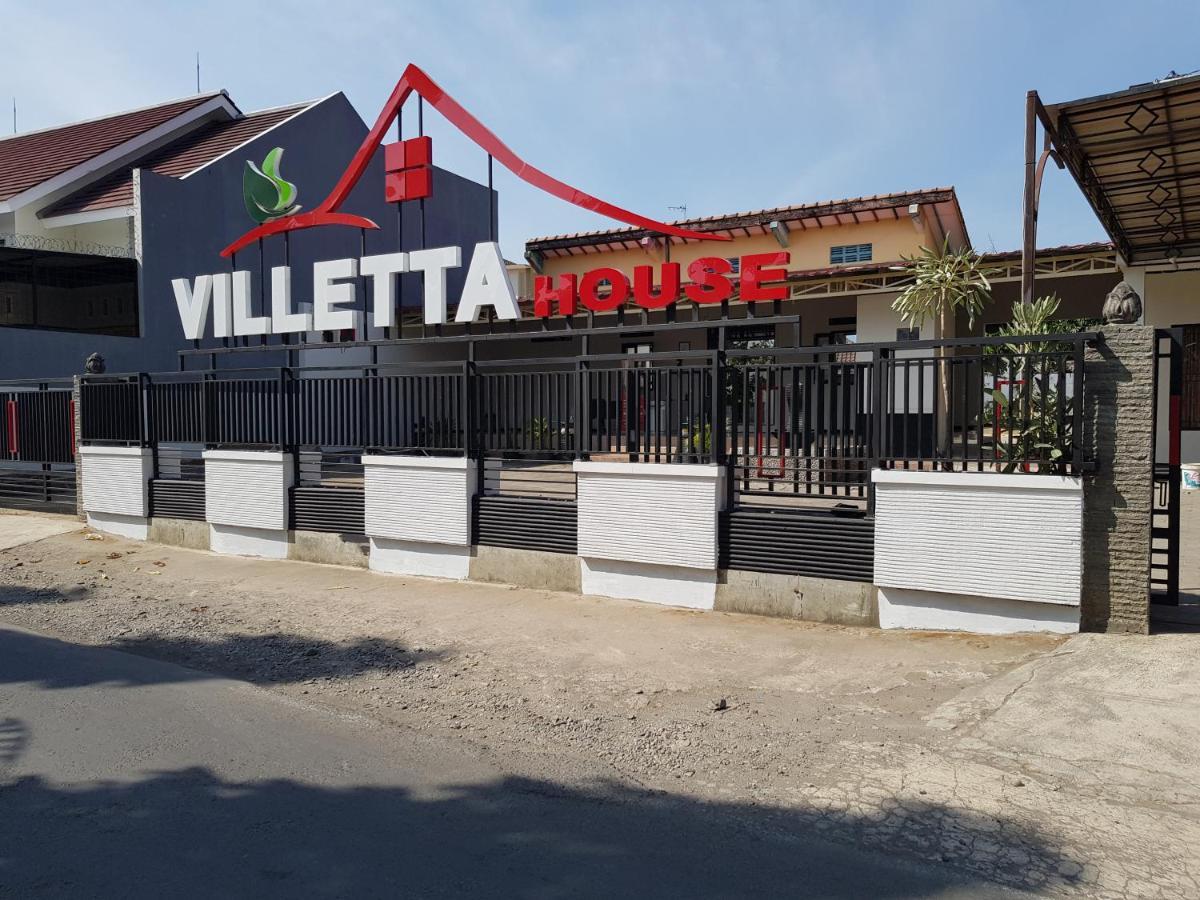 Villetta House Syariah Kudus Esterno foto