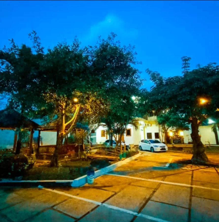 Villetta House Syariah Kudus Esterno foto