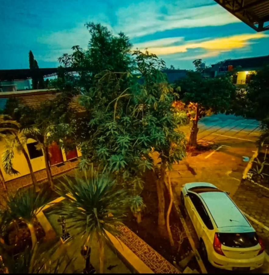 Villetta House Syariah Kudus Esterno foto